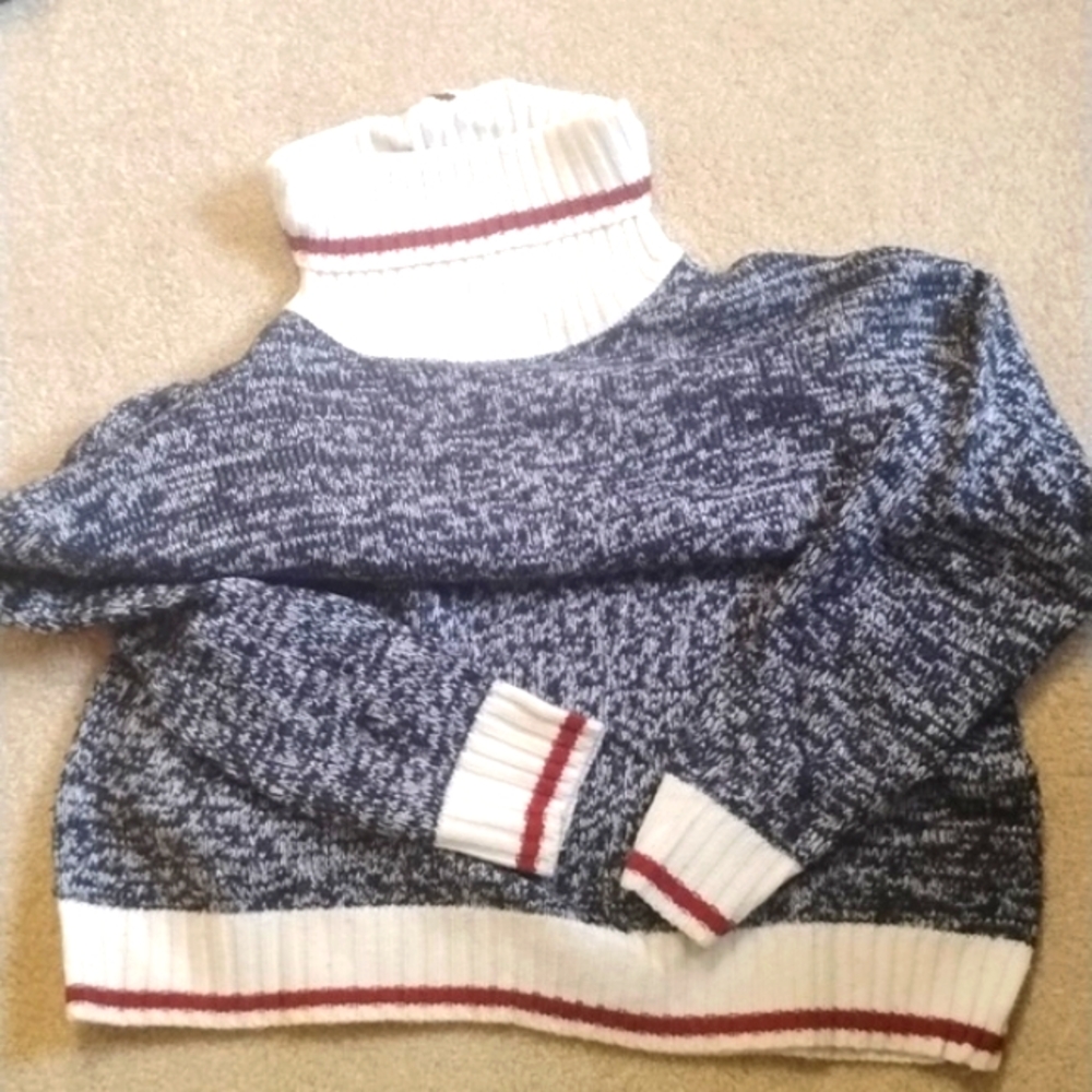 Long turtle neck sweater navy red and white sock monkey style acrylic sz L